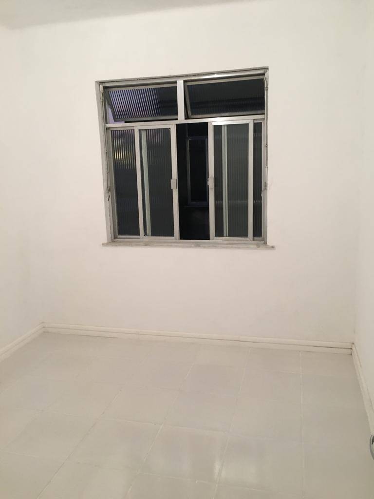 Apartamento à venda com 2 quartos, 70m² - Foto 20