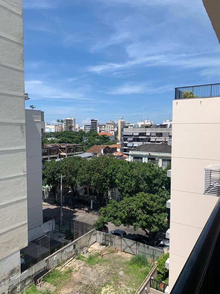 Cobertura à venda com 3 quartos, 260m² - Foto 1