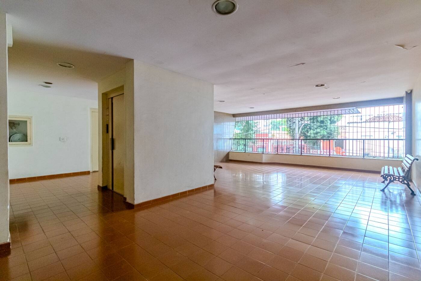 Apartamento à venda com 3 quartos, 137m² - Foto 12