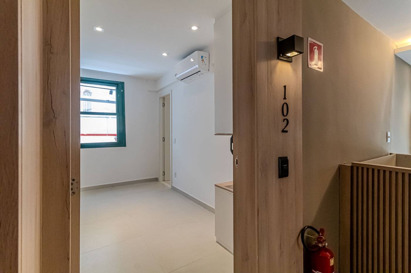 Apartamento à venda com 1 quarto, 35m² - Foto 11