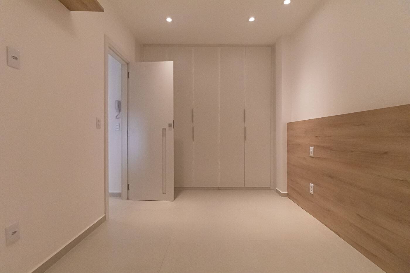 Apartamento à venda com 1 quarto, 58m² - Foto 17