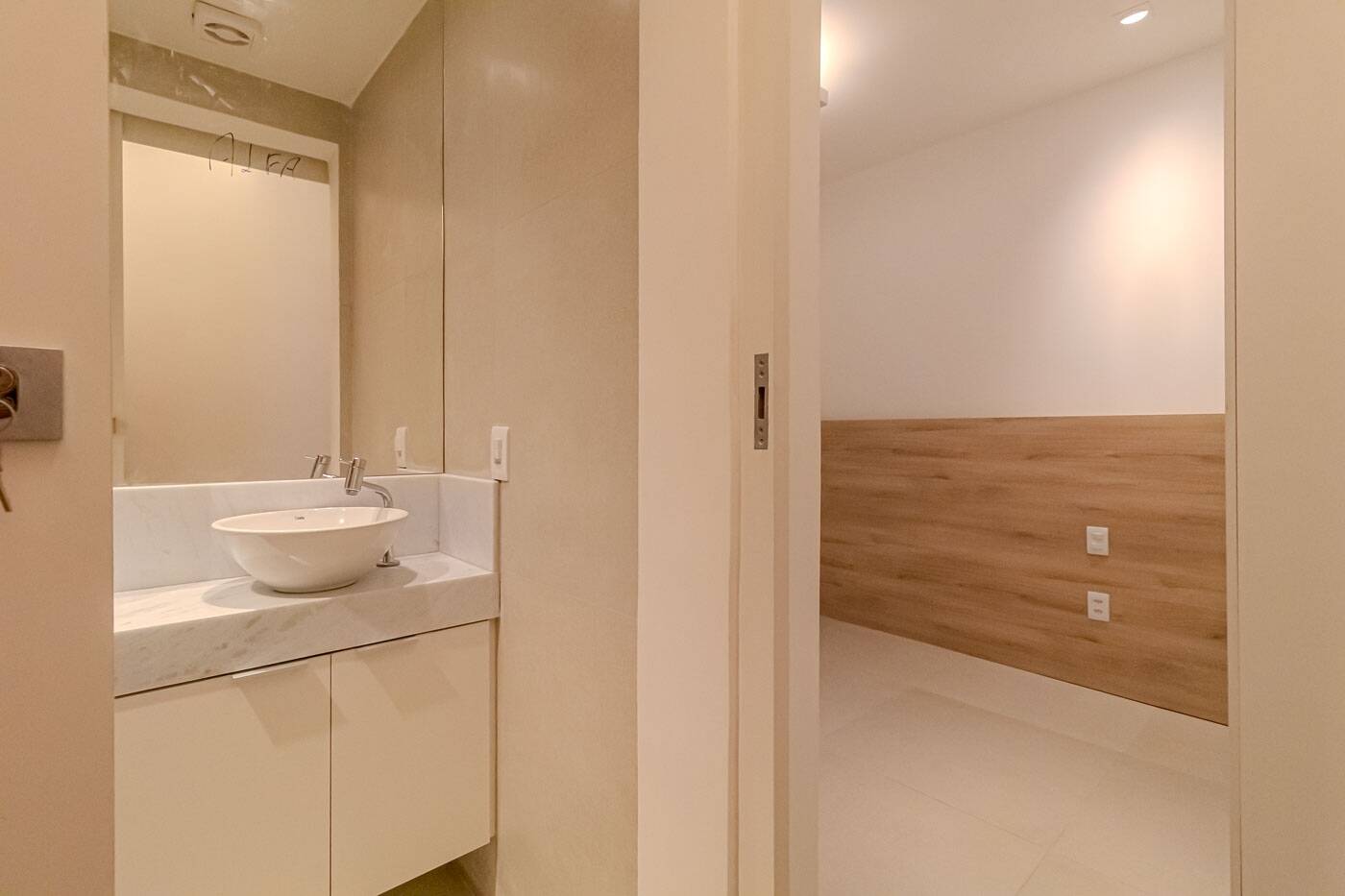 Apartamento à venda com 1 quarto, 39m² - Foto 1